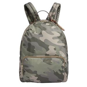 🆕 NWOT Tommy Hilfiger Julia Camo Dome Backpack